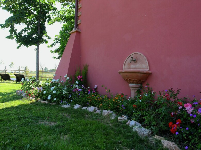 Authentic Villa With Swimming Pool In Grosseto