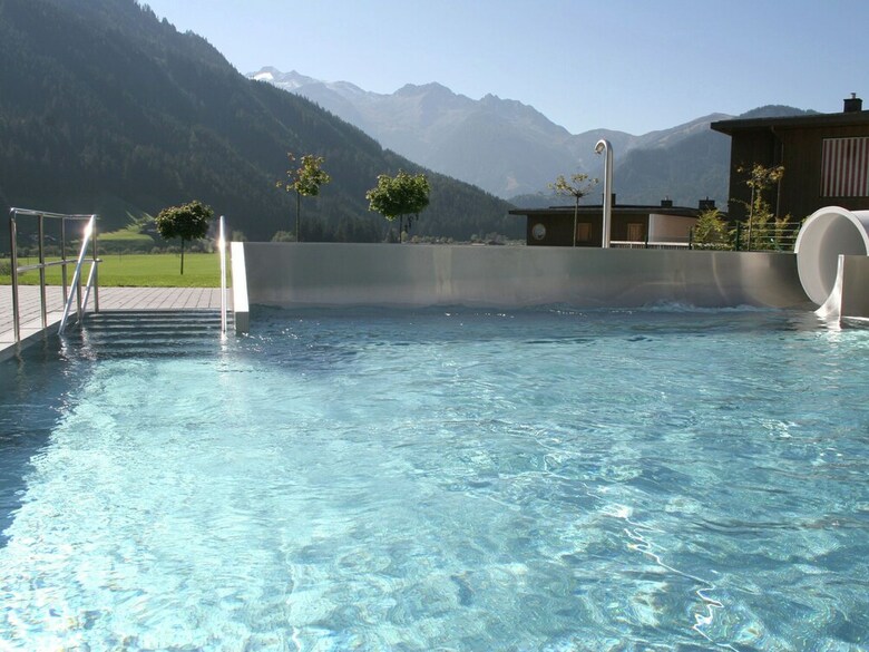 Quaint Chalet With Garden In Wald Im Pinzgau