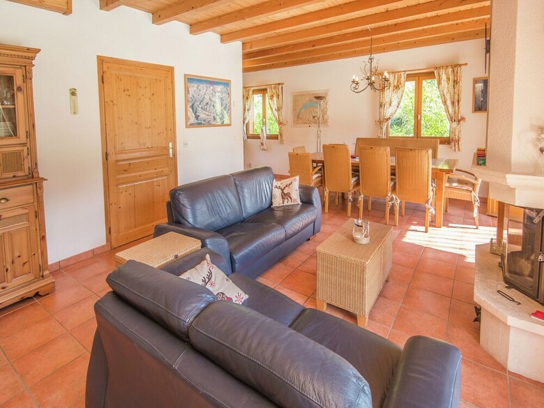 Secluded Villa In Biot With Swimming Pool