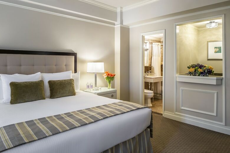 Hotel Warwick