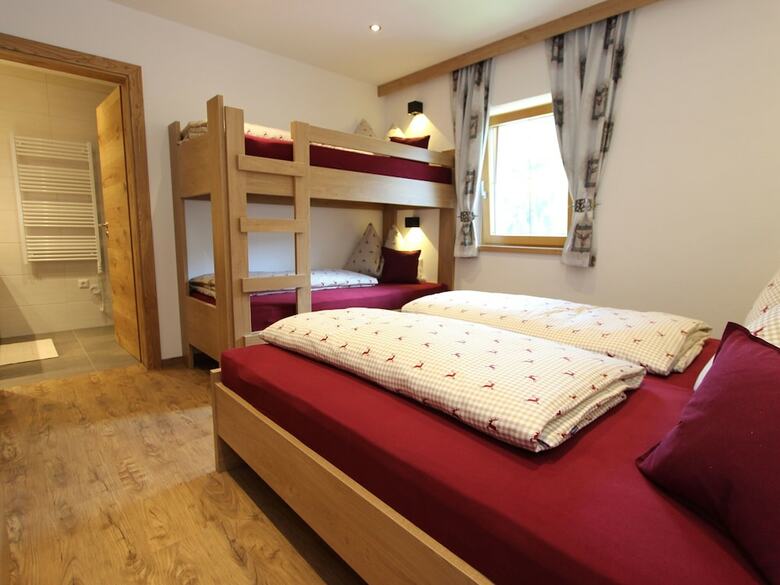 Spacious Apartment In Saalbach With Ski Boot Heaters