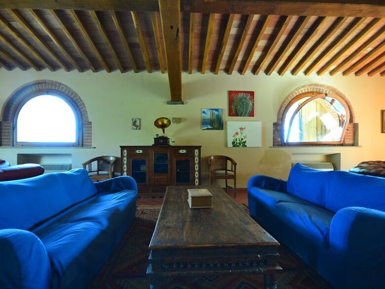 Spacious Holiday Home In Chianni With Private Swimming Pool