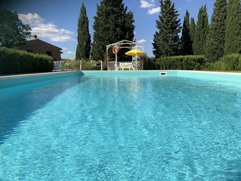 Peaceful Apartment With Pool In Montaione Italy