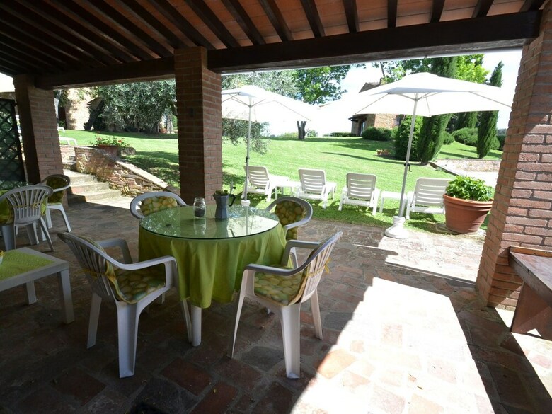 Peaceful Apartment With Pool In Montaione Italy