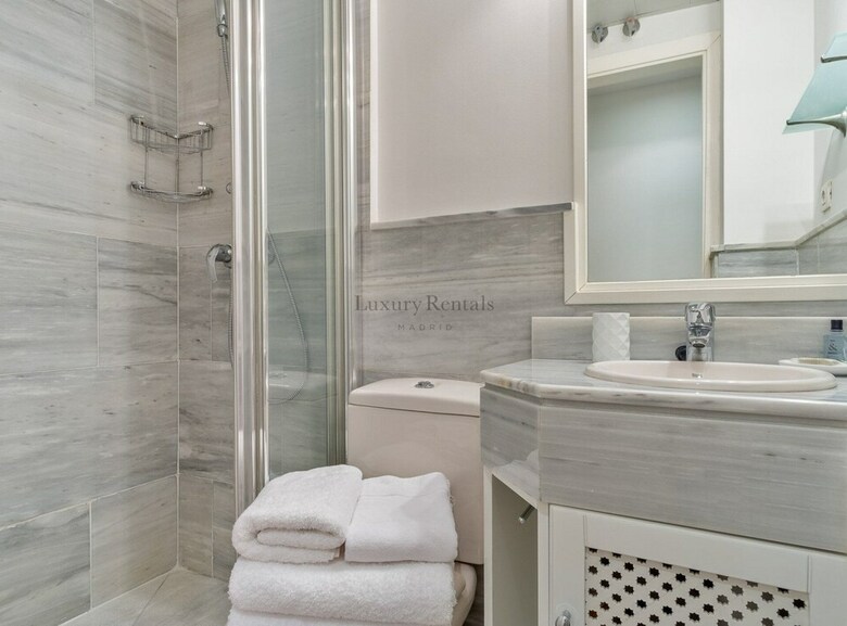 Apartamentos Retiro VI