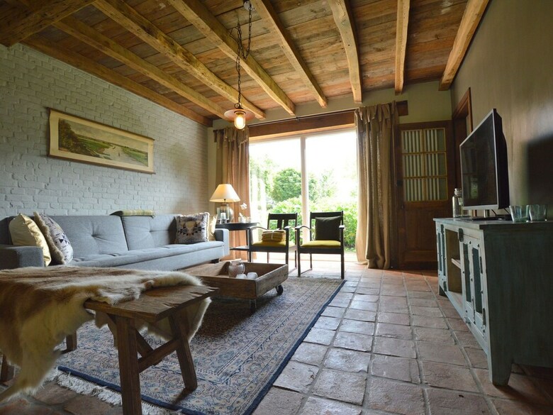 Beautiful Holiday Home In Lage Mierde Near Forest