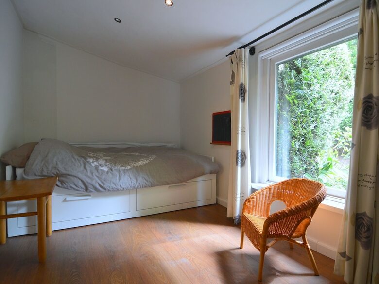 Peaceful Bungalow In Voorthuizen With Private Garden