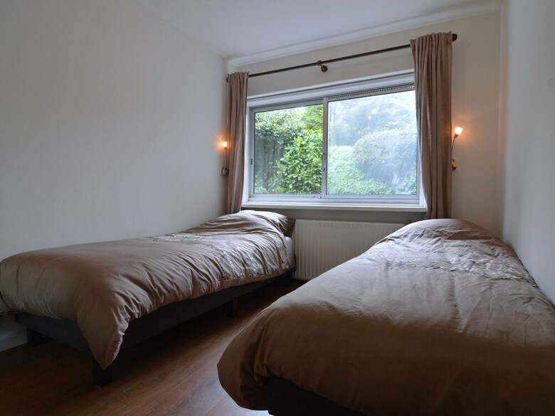 Peaceful Bungalow In Voorthuizen With Private Garden