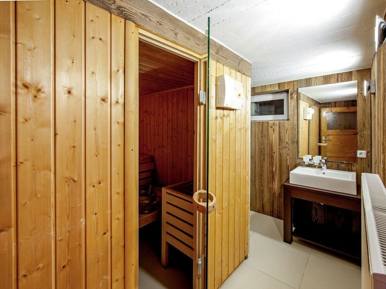 Spacious Chalet In Kirchberg Near Ski Area