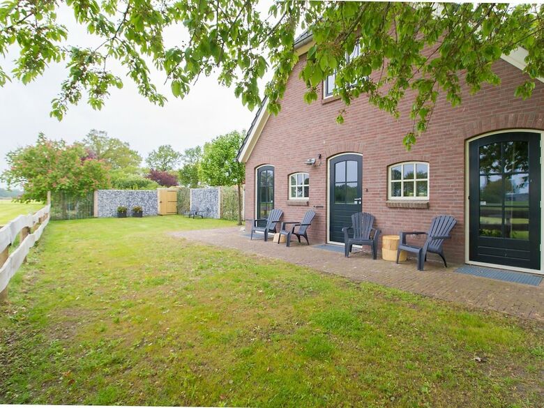 Magnificent Holiday Home In Holten With Wellness Centre