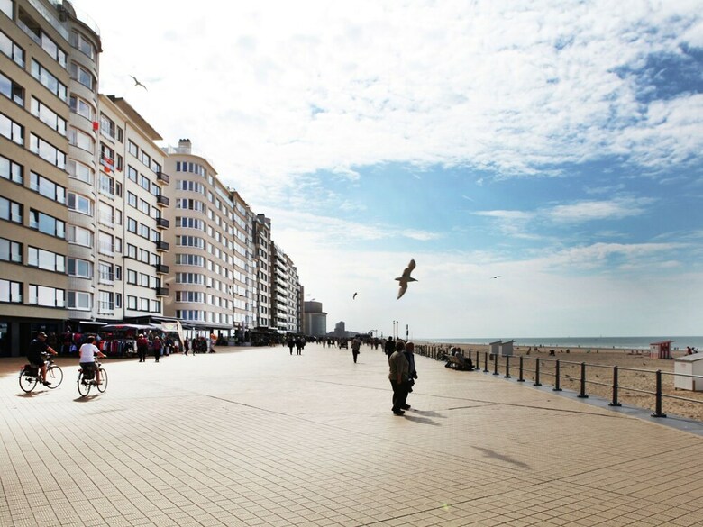 Cozy Apartment Near Oostende In Bredene