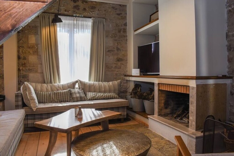Theonimfi Stone Villa In Mountain Paradise