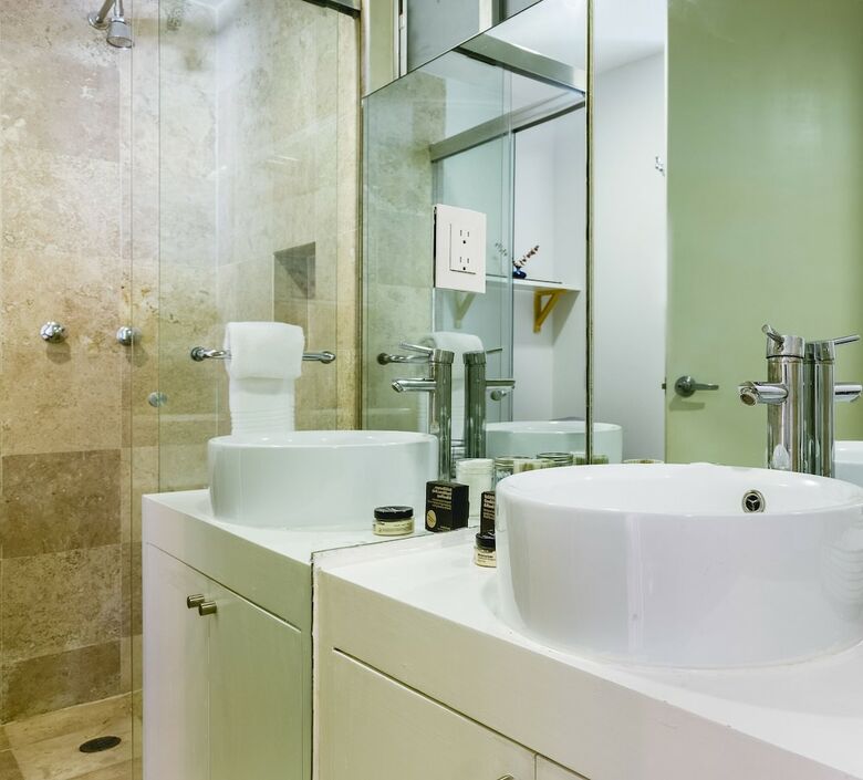 Bright 2br Condesa Apartment With Balcony