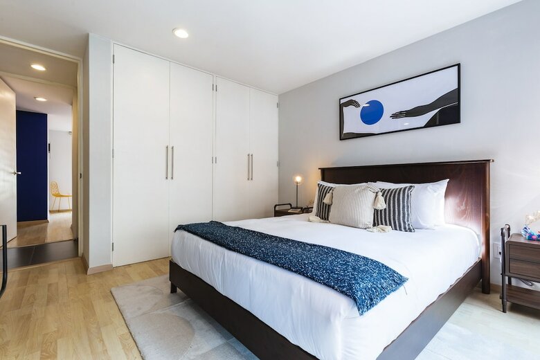 Bright 2br Condesa Apartment With Balcony