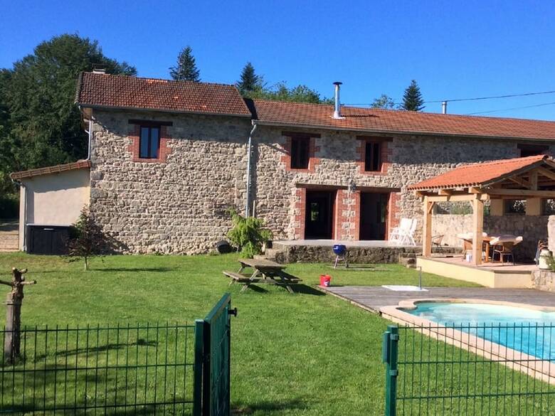 Restored Barn In Privat Domain With Pool And 2 Lakes