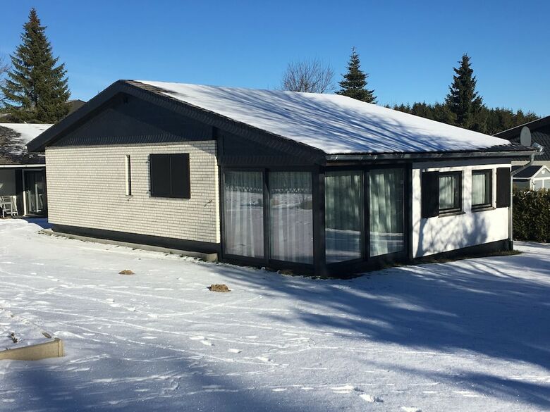 Delightful Holiday Home With Terrace, Garden, Barbecue