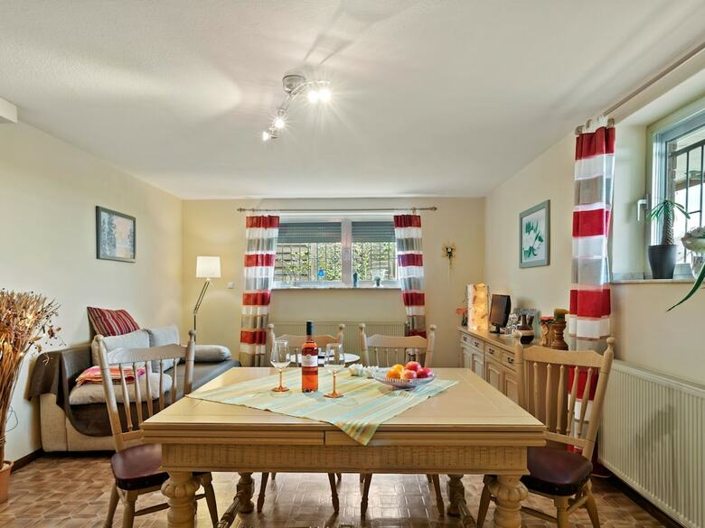 Quaint Pet-friendly Apartment In Neustra�burg