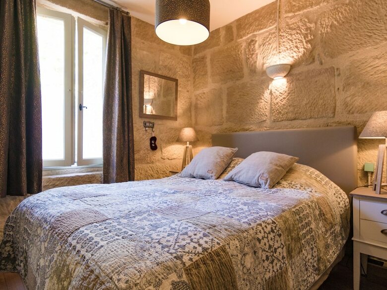Luxurious Restored Building With Heated Swimming Pool, Terraces And Jacuzzi
