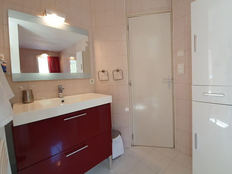 Cozy Holiday Home With Private Swimming Pool In Pierrerue