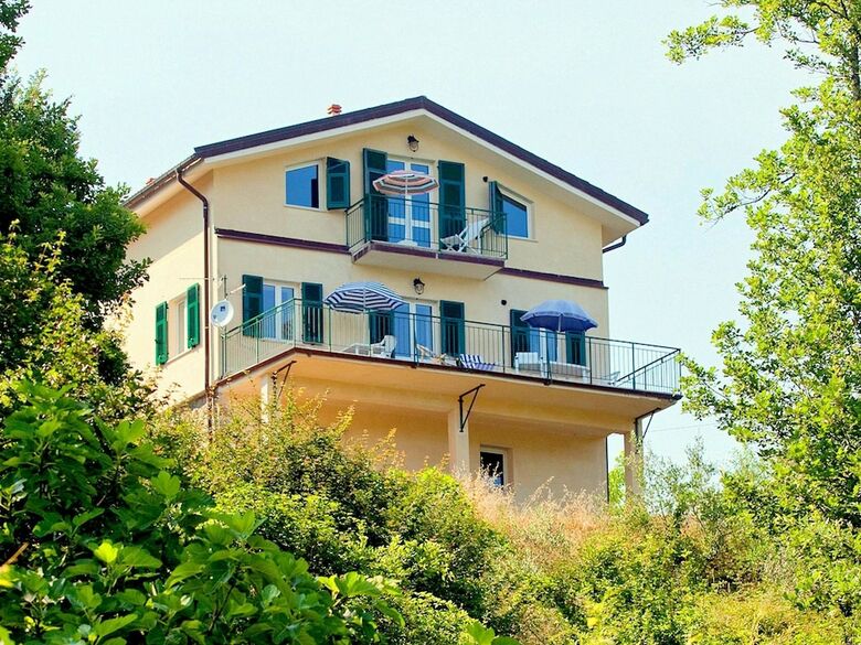 Spacious Home Surrounded By Nature
