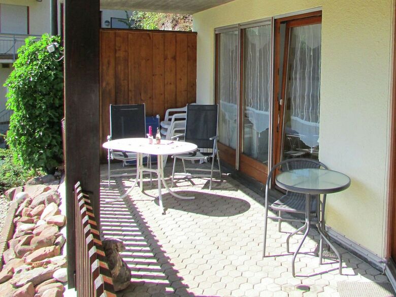 Quaint Apartment With Private Terrace, Garden, Barbecue