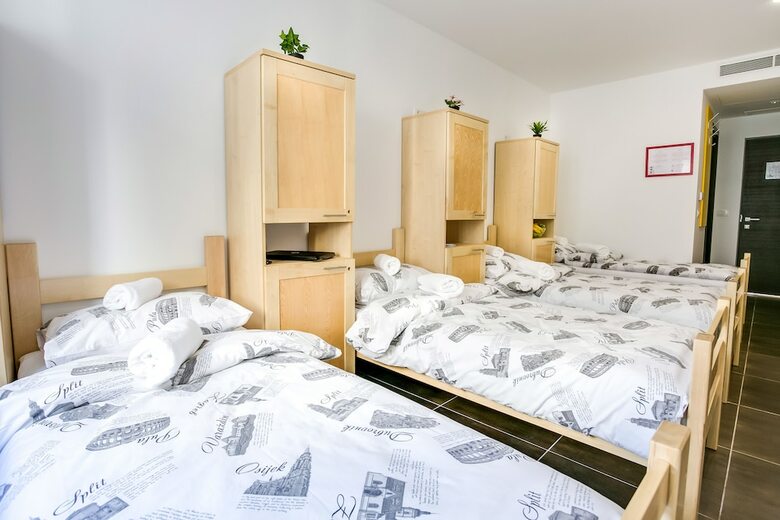 Hostel Moving