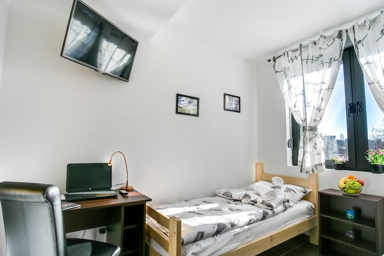 Hostel Moving