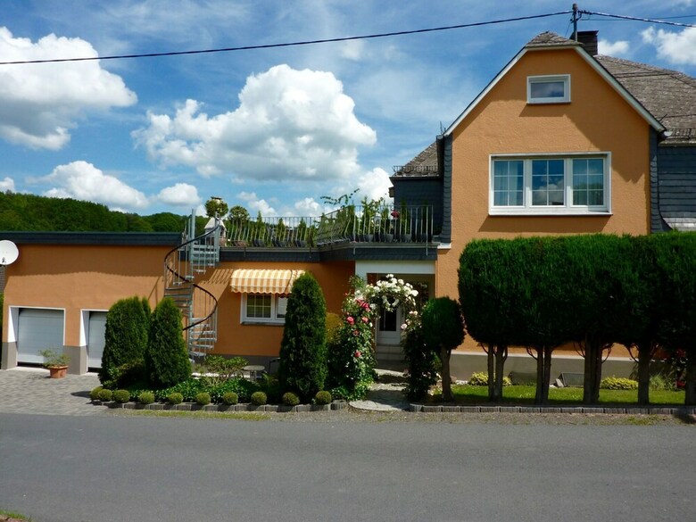 Cozy Apartment In Birkenbeul With Private Terrace