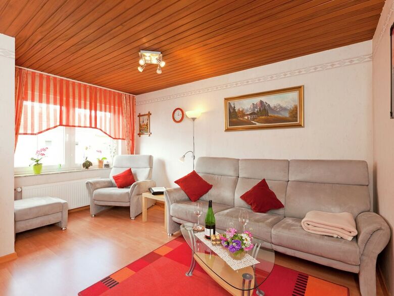 Cozy Apartment With Terrace, Patio,heating, Parking,bicycles