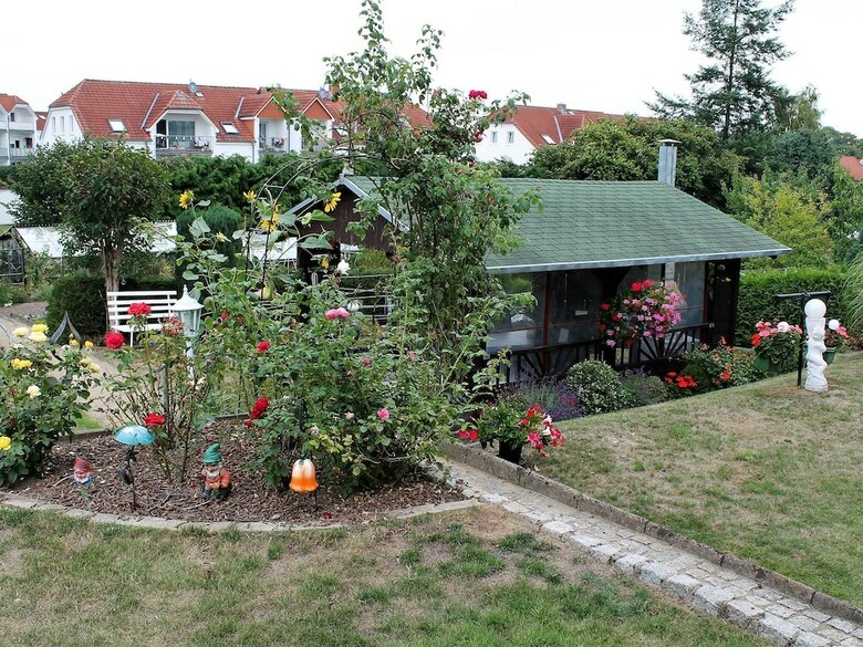 Beautiful Apartment In Proseken With Garden
