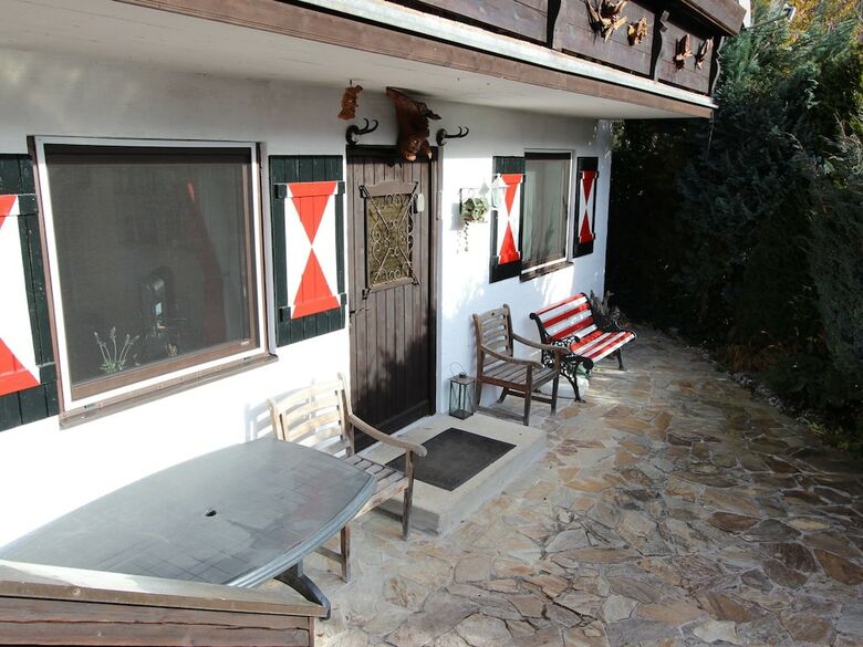 Charming Chalet In Niedernsill Near Ski Area