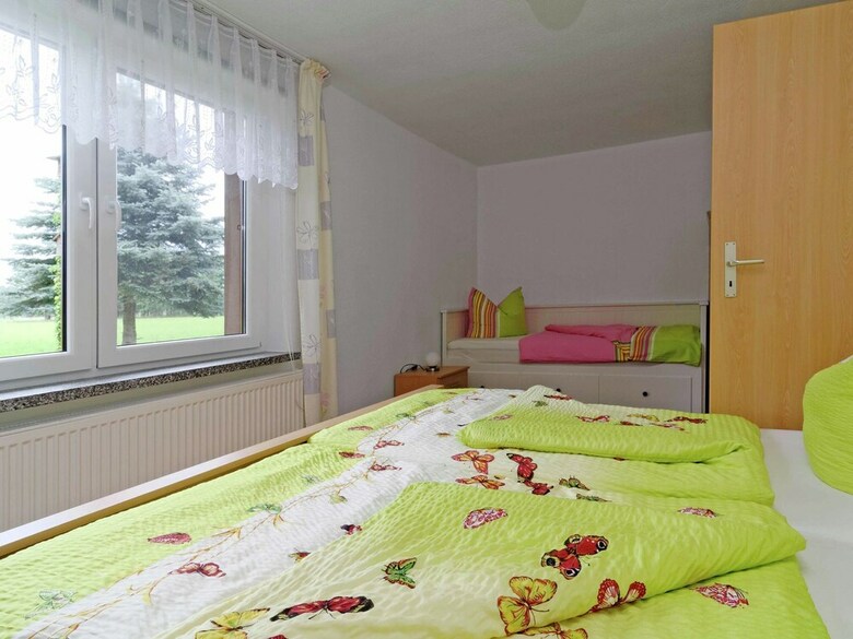 Cosy Holiday Home In Schmogrow-fehrow By The Forest