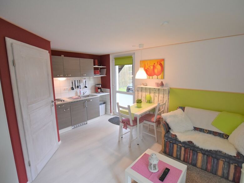 Spacious Apartment In Blowatz Near Sea