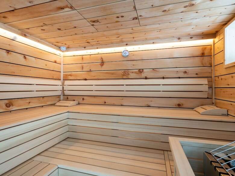 Luxury Chalet In Saalbach-hinterglemm With Sauna