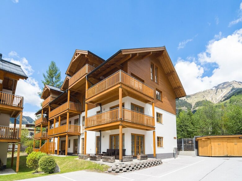 Stunning Apartment In Rauris By The Forest