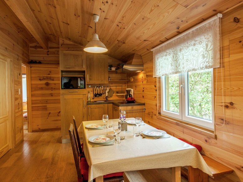 Cosy Chalet In Bomal-sur-ourthe With Terrace