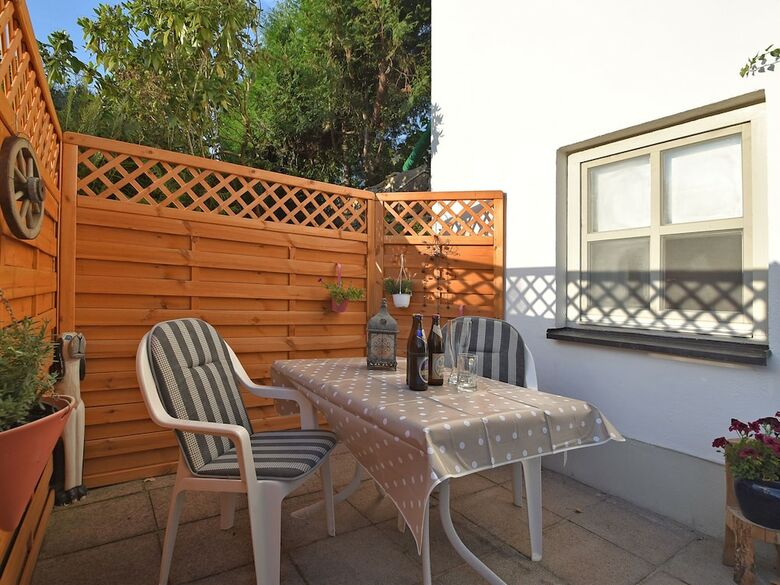 Apartment In Regen With Terrace, Garden, Bbq, Pool, Hammock