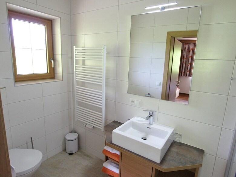 Spacious Apartment In Mittersill With Balcony