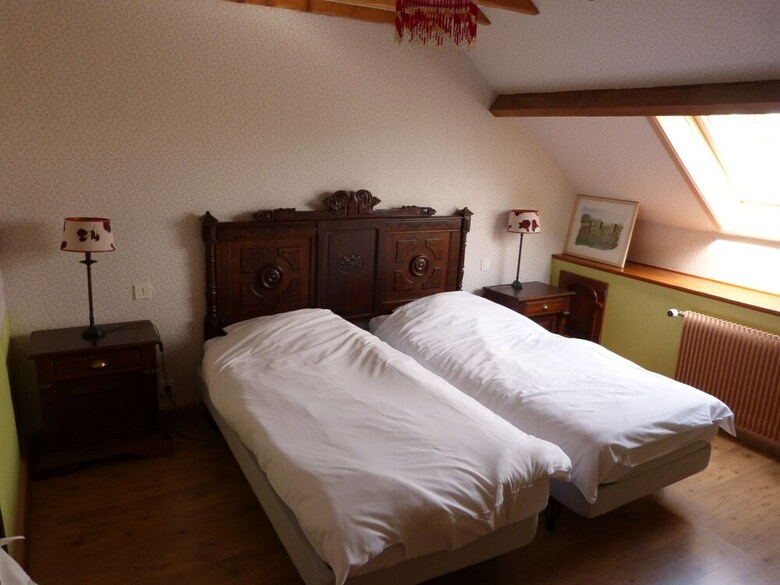 Cozy Holiday Home In Hondschoote With Terrace