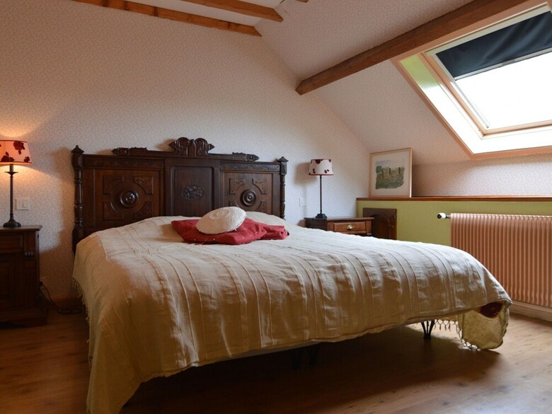 Cozy Holiday Home In Hondschoote With Terrace