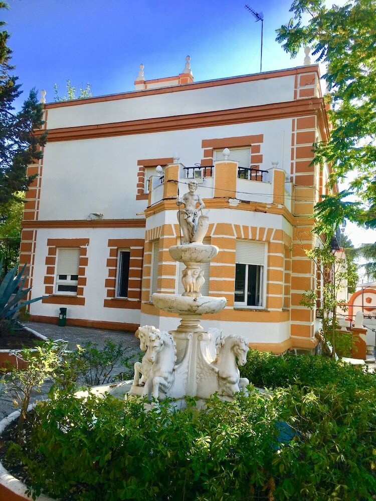 Hostal Villa Laurene - Hostel
