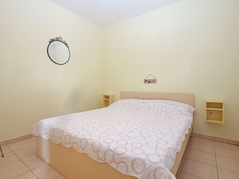 Apartment 1804