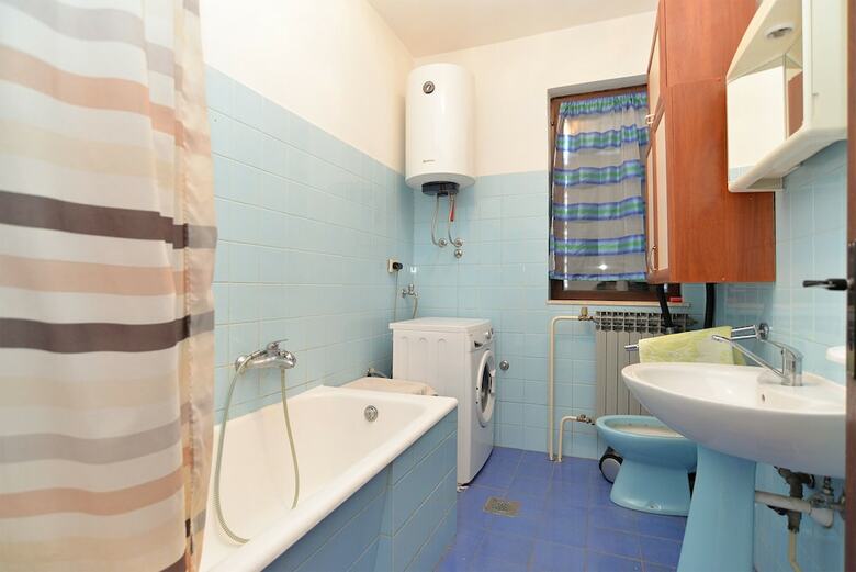 Apartment 1956