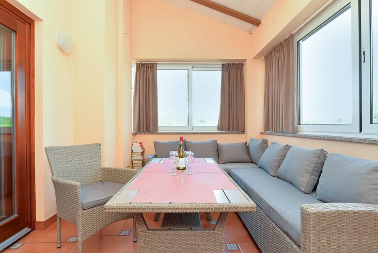 Apartment 1917