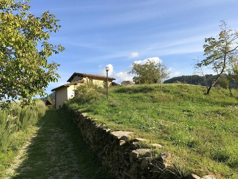 Splendid Cottage In Vergemoli With Barbecue And Garden