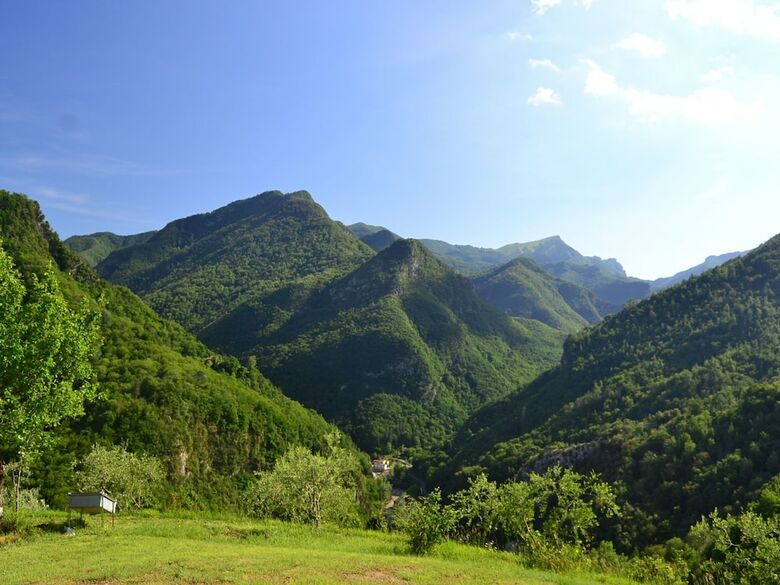 Splendid Cottage In Vergemoli With Barbecue And Garden