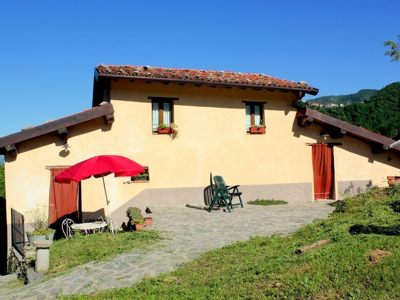Splendid Cottage In Vergemoli With Barbecue And Garden