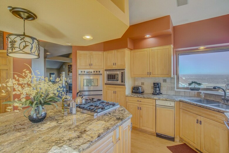 Apartamentos Skyway-extravagant & Luxury Views W/deck & Bar