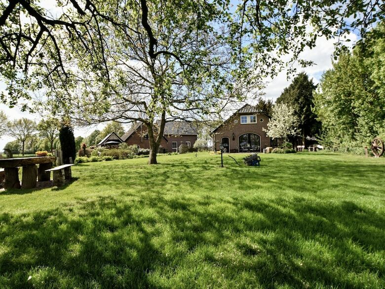 Ranquil Holiday Home In Bronckhorst Near Forest"