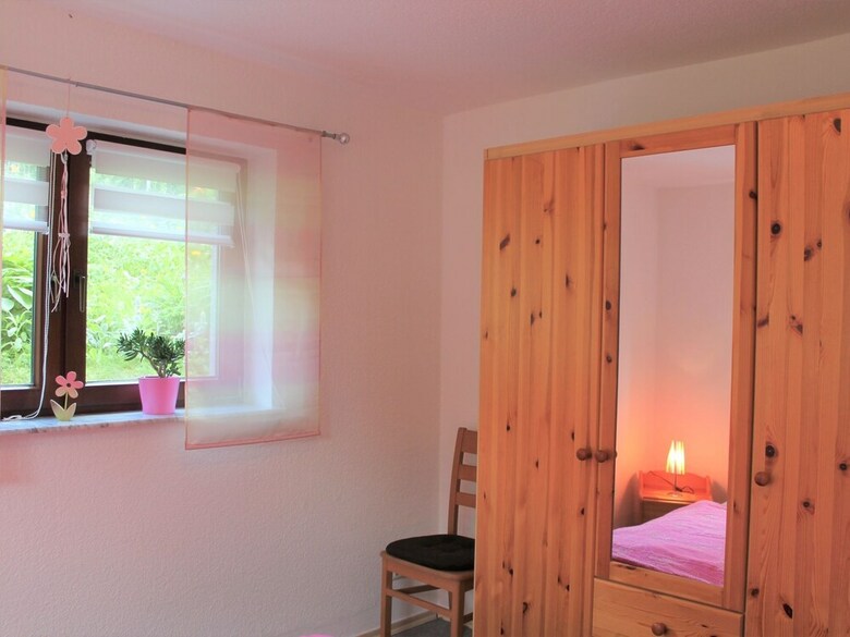 Cozy Apartment With Garden In Kr�pelin